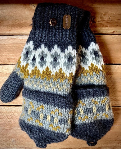 Hand knitted Grey pattern Hunter Gloves